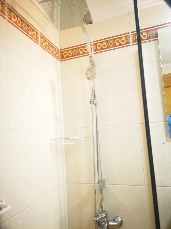 Apartamento Arte, Centro Oviedo, Wiffi, Parking Ngoại thất bức ảnh